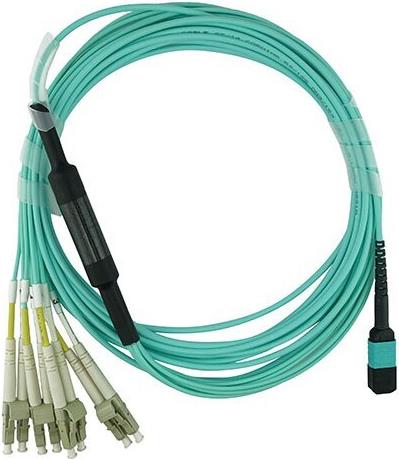 Blueoptics 106283-5403 compatible MTP-4XLC multimode OM4 patch cable 3 meters (106283-5403-BO)