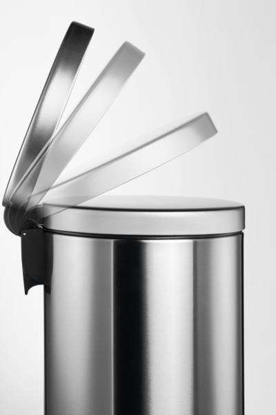Durable pedal bucket stainless steel 30l around 1 ST 340323